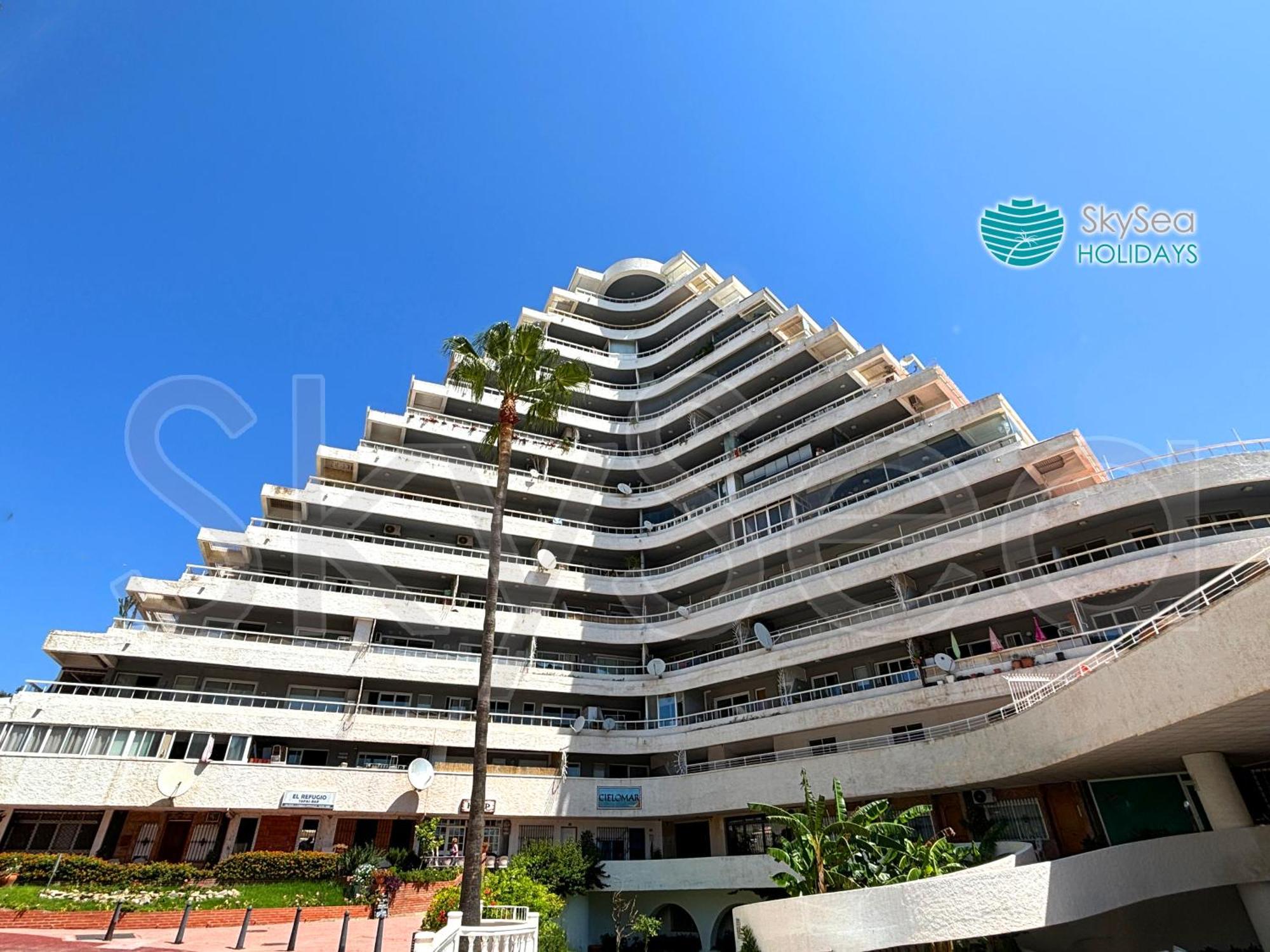 Skysea Benalmadena Puerto Marina Apartment ภายนอก รูปภาพ